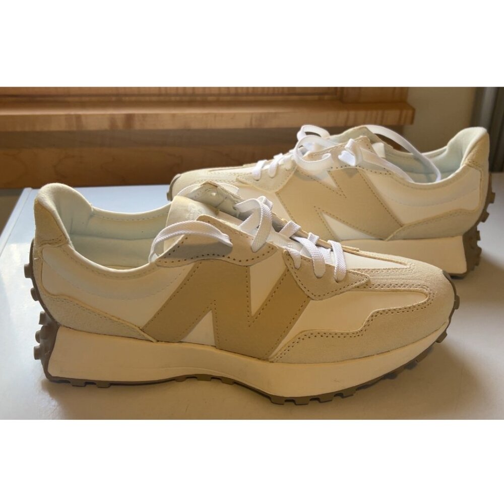 New Balance Womens 327 Sea Salt/Sandstone 11 Medium